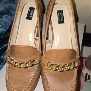 Jones New York Brown Loafers with Gold Chain